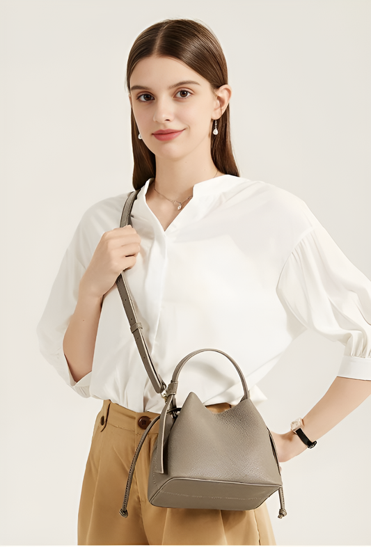 Emma Bag Casual and versatile crossbody bag